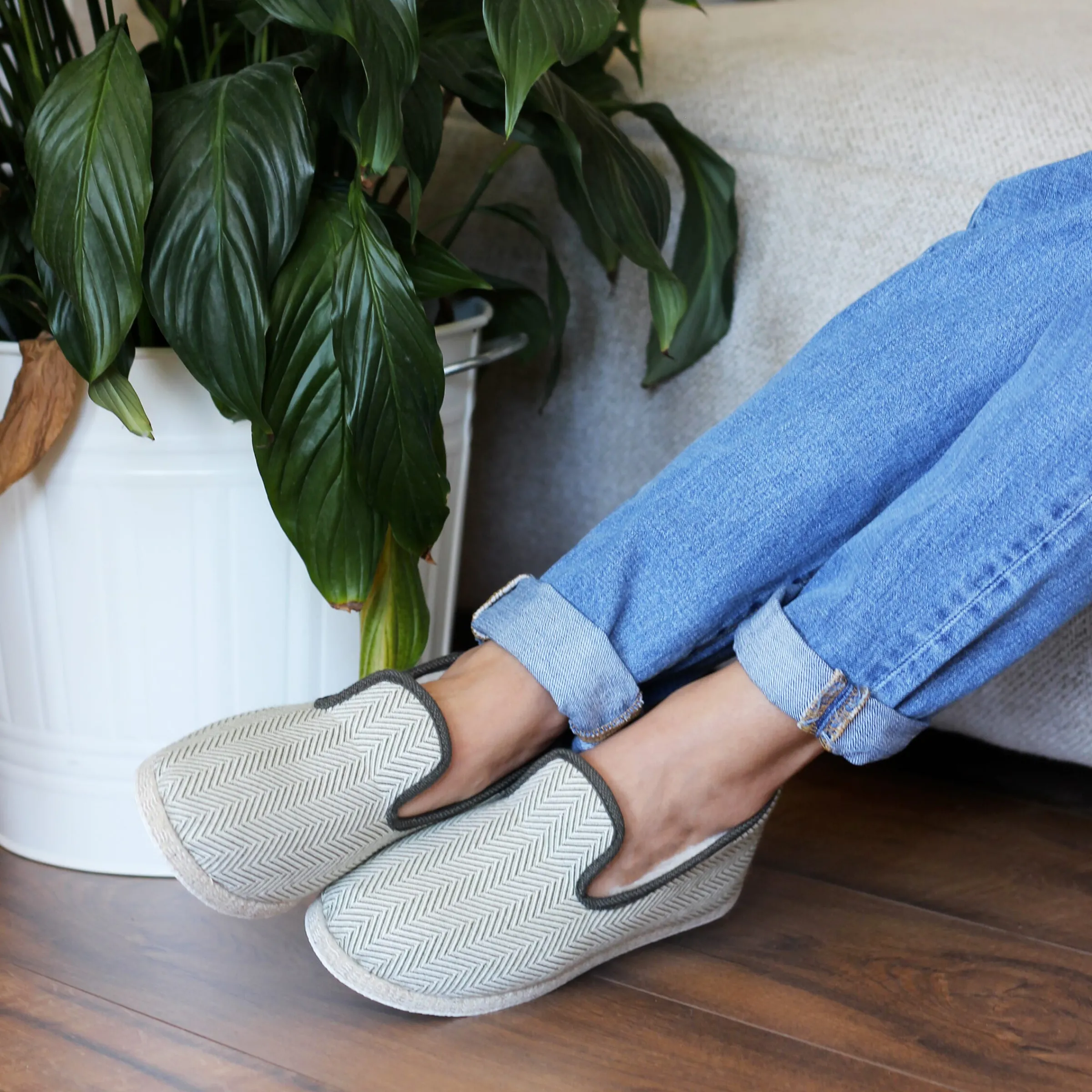 charentaises_tradition_blanc_kaki_2.webp Femme JULES & JENN Charentaises | Charentaises | Charentaises tradition blanc kaki