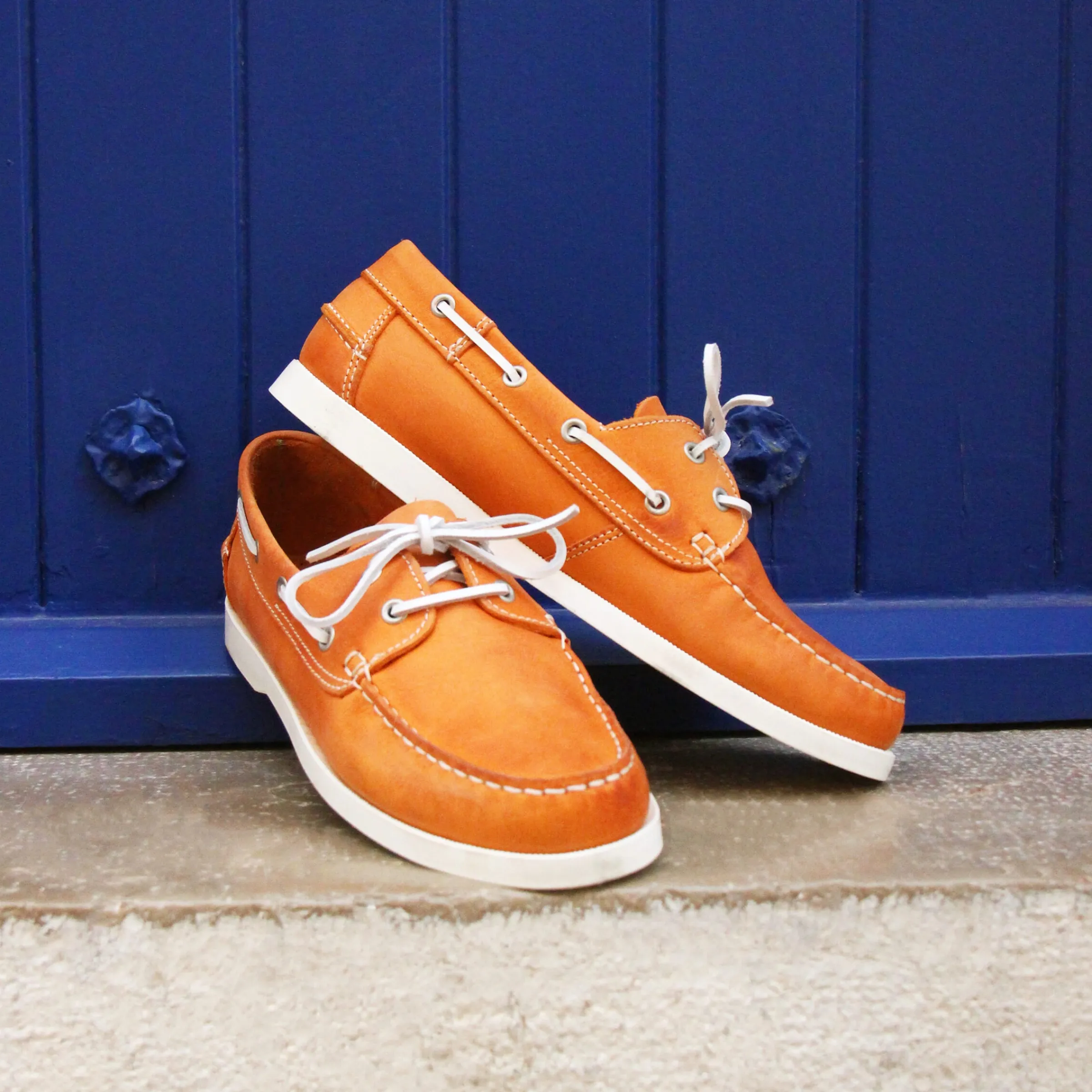 chaussures_bateau_cuir_orange_2.webp Homme JULES & JENN Chaussures Bateau | Chaussures bateau cuir
