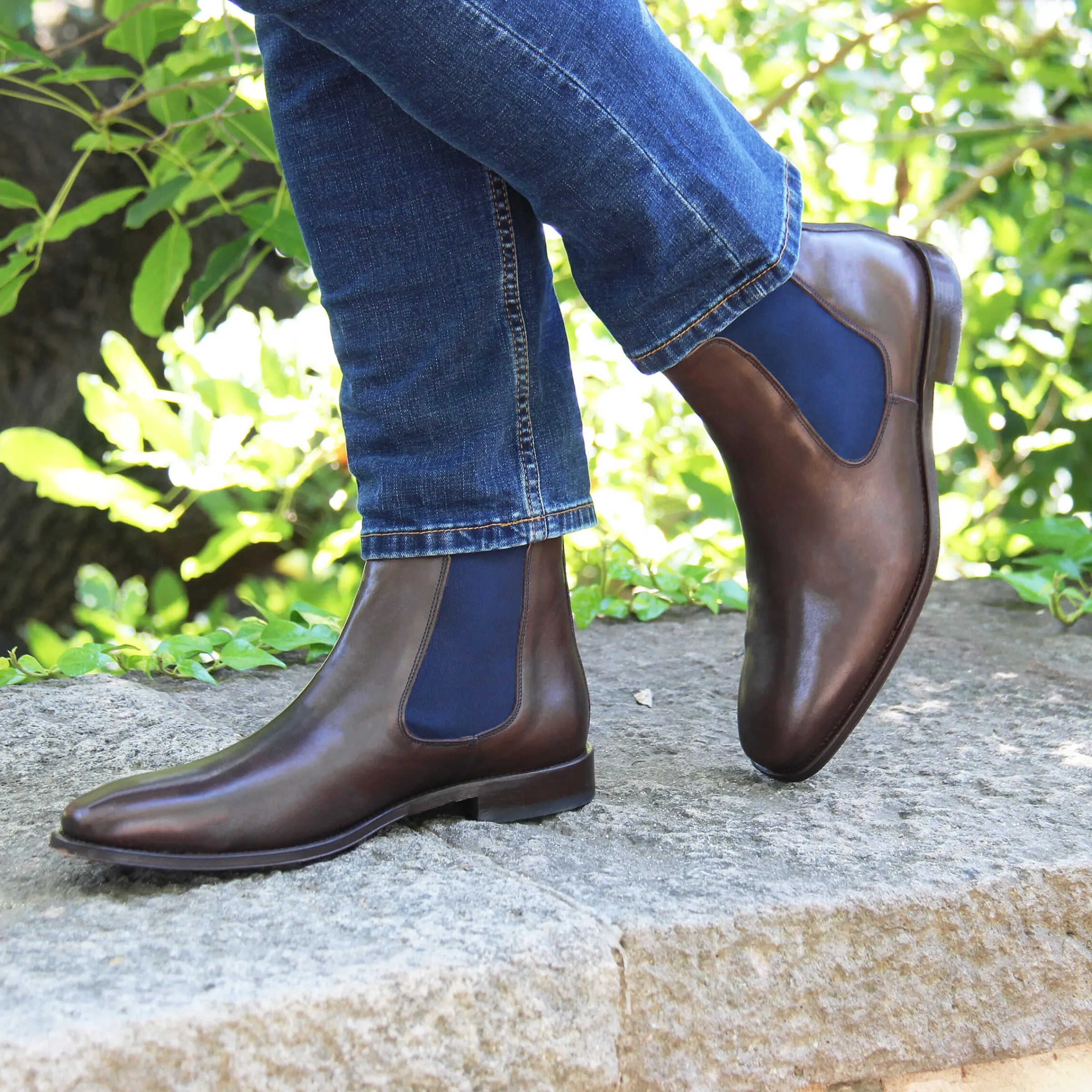 chelsea_boots_cuir_marron_bleu_2.webp Homme JULES & JENN Fins De Série Solidaires | Chelsea boots cuir marron bleu