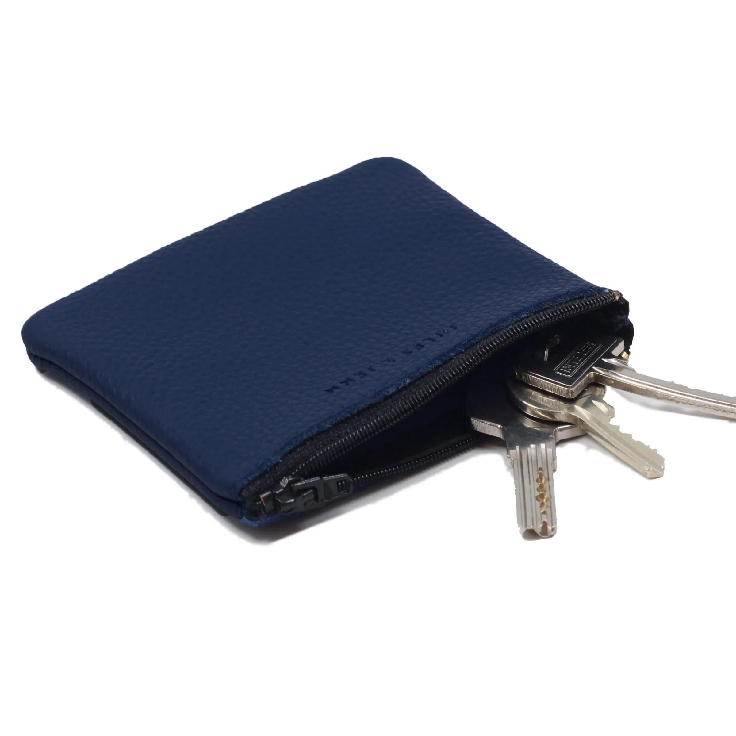 pochette_cuir_upcycl_bleu_royal__petite_3.webp Femme JULES & JENN Dressing Recyclé | Pochettes | Pochette cuir upcyclé bleu royal - Petite