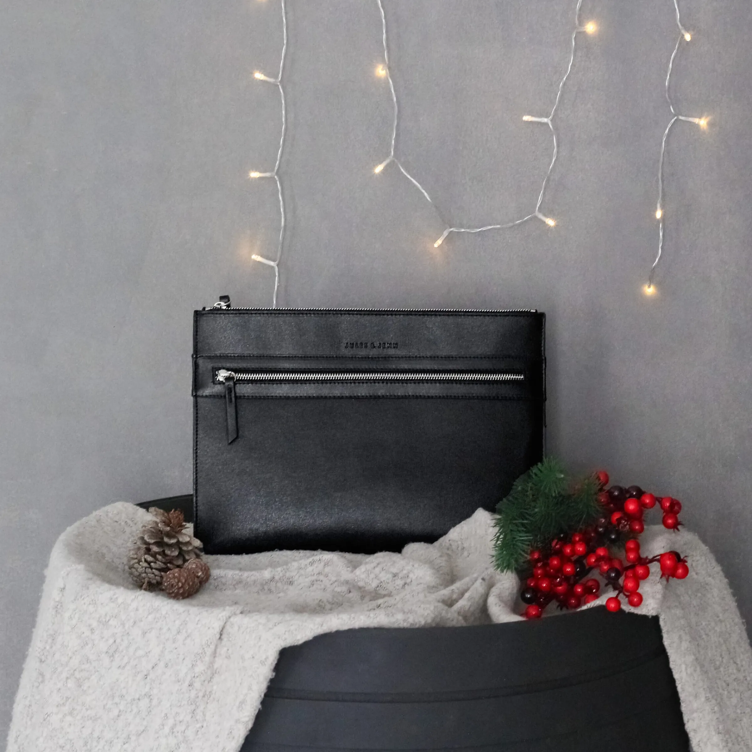 Homme JULES & JENN Sacs | Pochette ordinateur cuir gravé