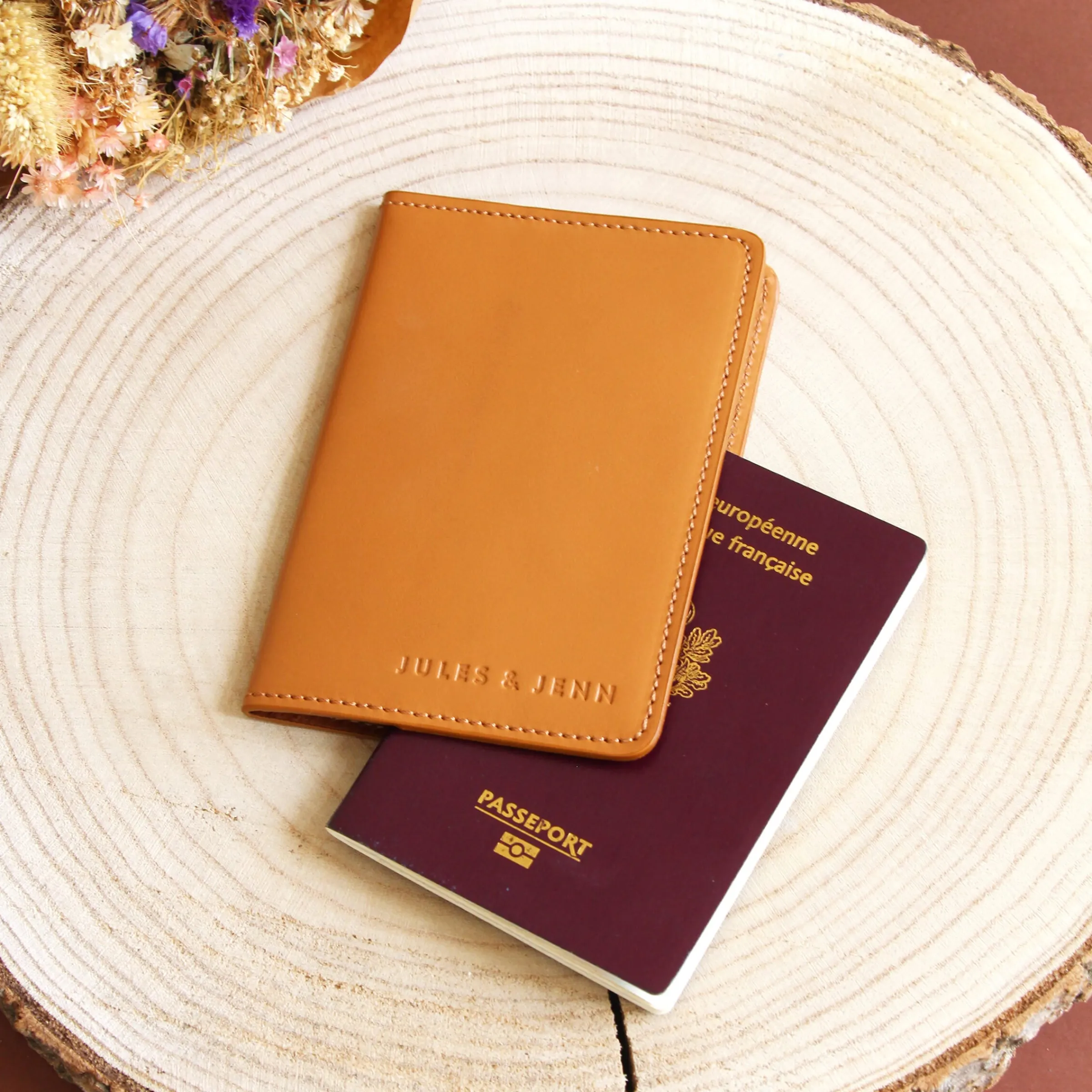 Femme JULES & JENN Petite Maroquinerie | Petite Maroquinerie | Protège passeport cuir